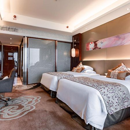 Felton Grand Hotel Chengdu Bagian luar foto