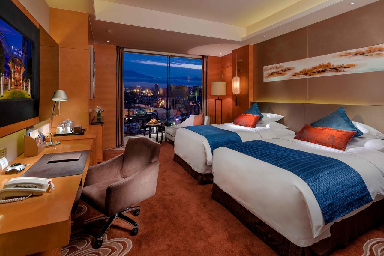 Felton Grand Hotel Chengdu Bagian luar foto
