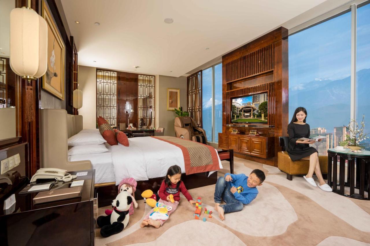 Felton Grand Hotel Chengdu Bagian luar foto