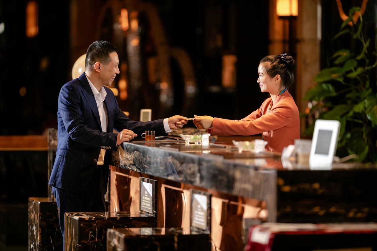 Felton Grand Hotel Chengdu Bagian luar foto